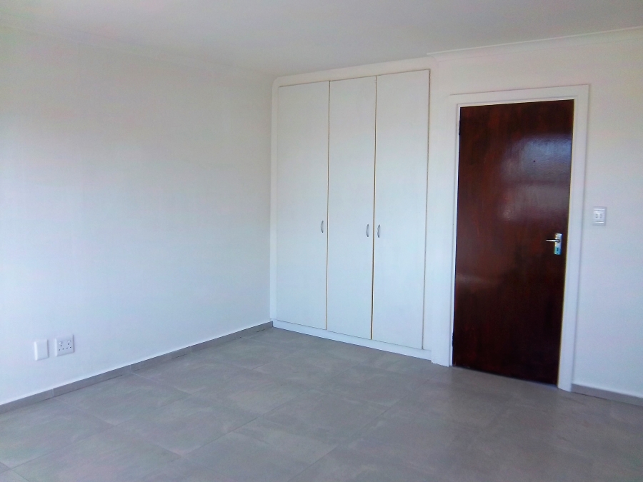 To Let 2 Bedroom Property for Rent in Strand Central Western Cape